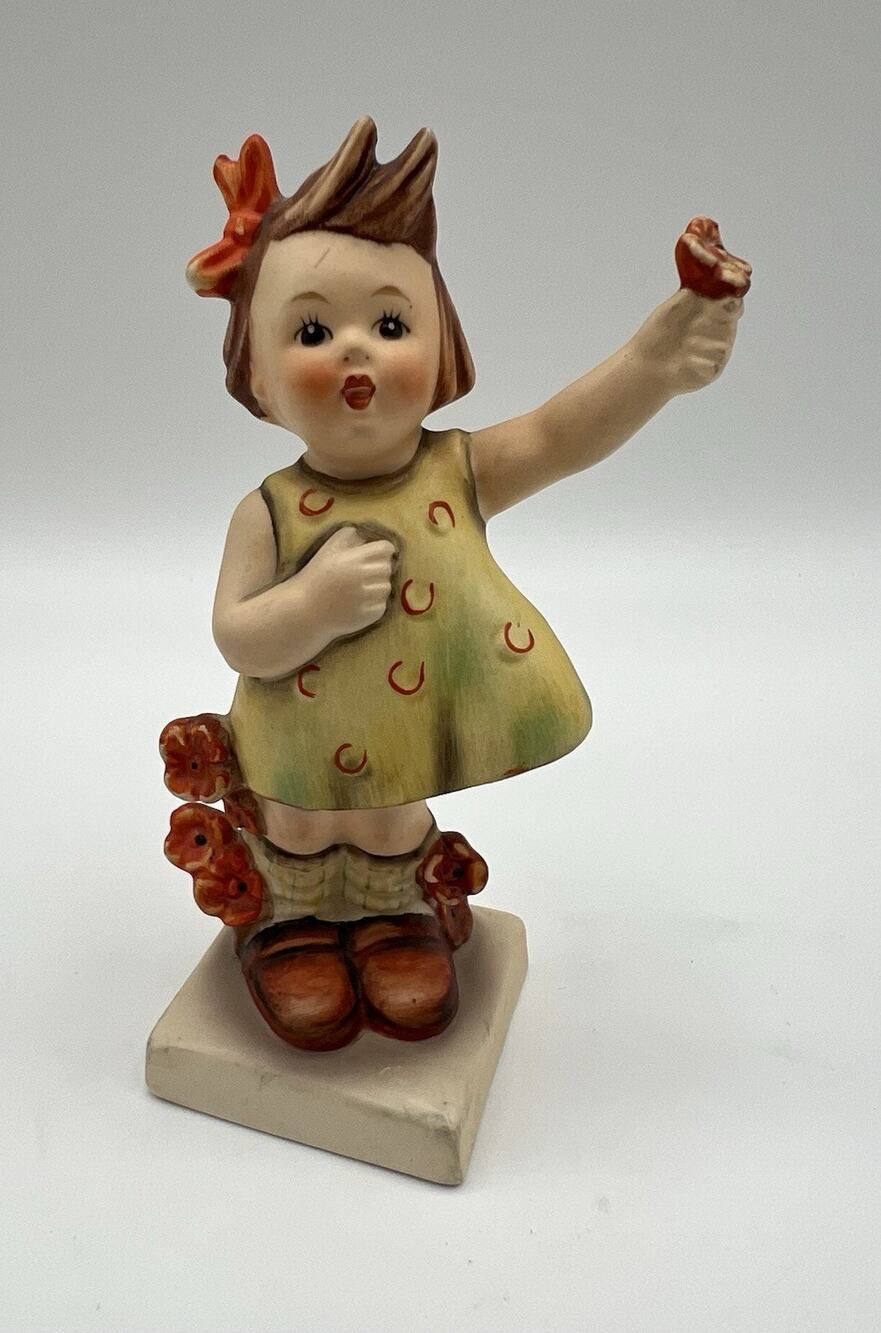 Goebel Hummel Spring Cheer Figurine 5” Girl with Flowers TMK3 Vintage Germany
